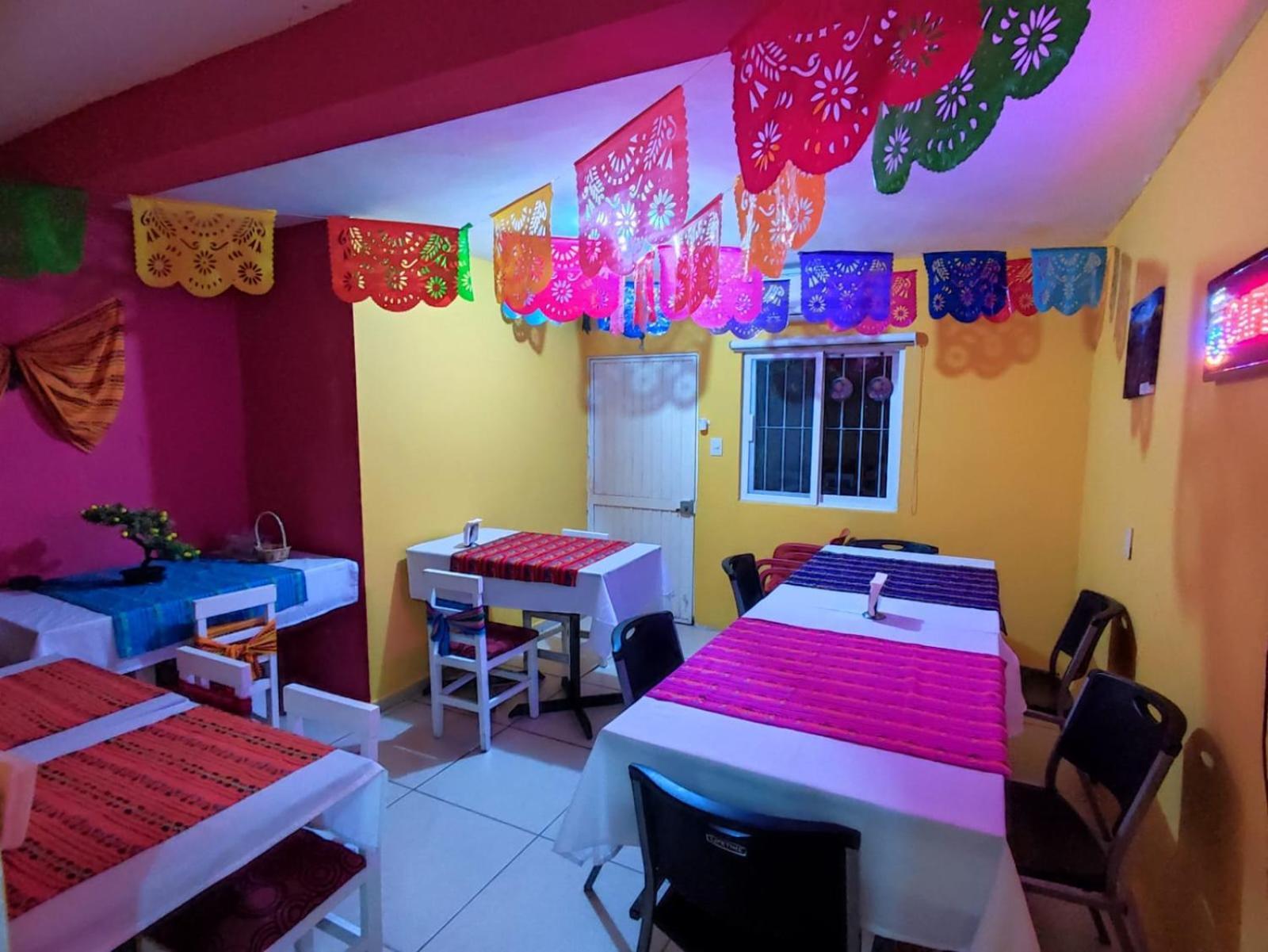 Hgen Rooms & Suites Los Mochis Kültér fotó