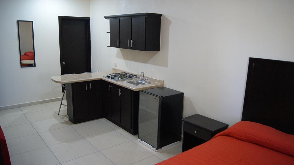 Hgen Rooms & Suites Los Mochis Kültér fotó