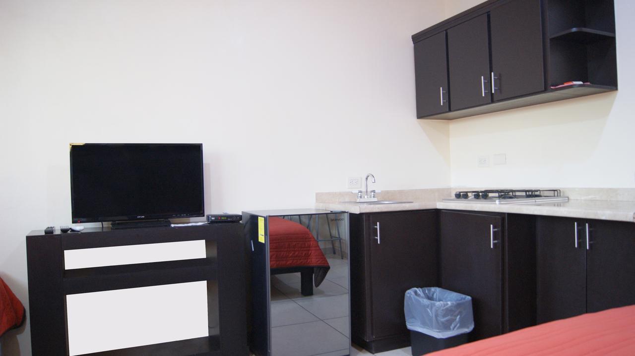 Hgen Rooms & Suites Los Mochis Kültér fotó